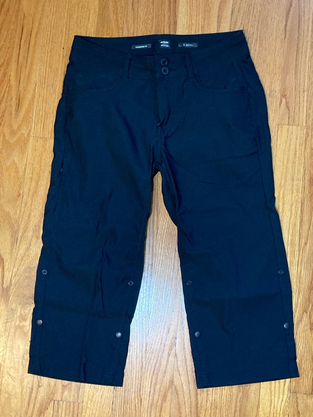 Prana Halle Capri II Hiking Pants Roll-up Shorts - Black Size 4 -  UPF 50+